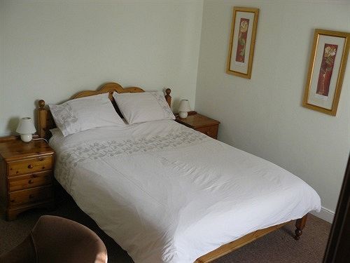The Shrubbery Hotel 3*